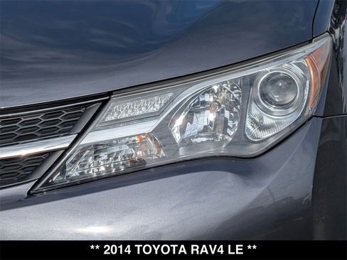 Used 2014 Toyota RAV4 LE image 9