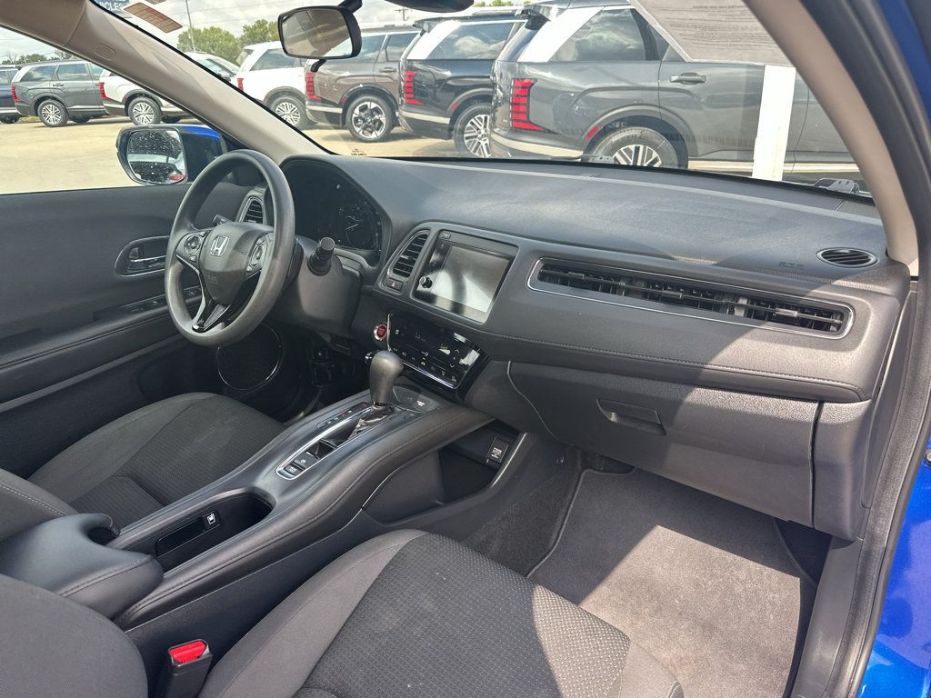 Used 2022 Honda HR-V EX image 6