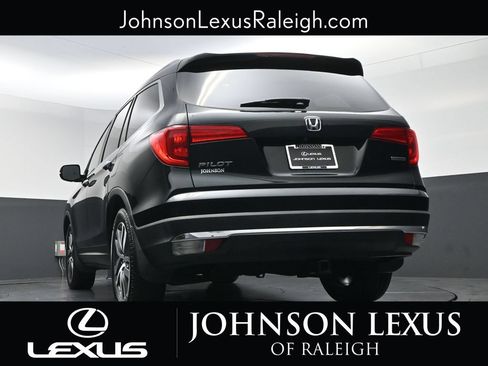 Used 2016 Honda Pilot Touring image 20