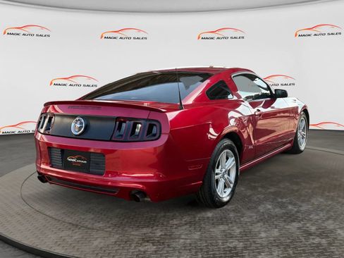 Used 2013 Ford Mustang Coupe RWD image 10