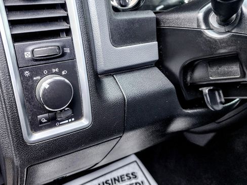 Used 2016 RAM 2500 SLT image 21