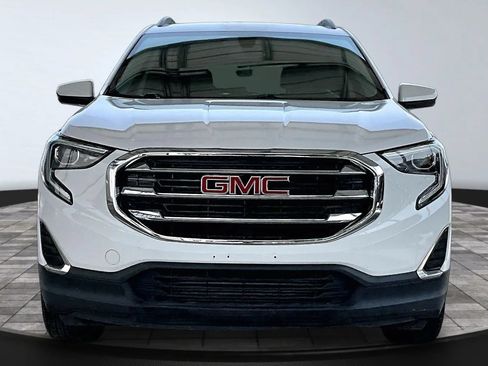 Used 2019 GMC Terrain SLE w/ Driver Convenience Package AWD/4WD image 2