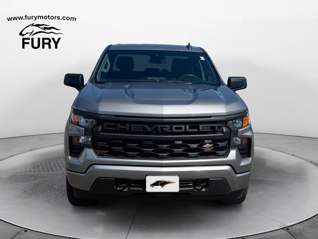 Used 2023 Chevrolet Silverado 1500 Custom AWD/4WD image 9