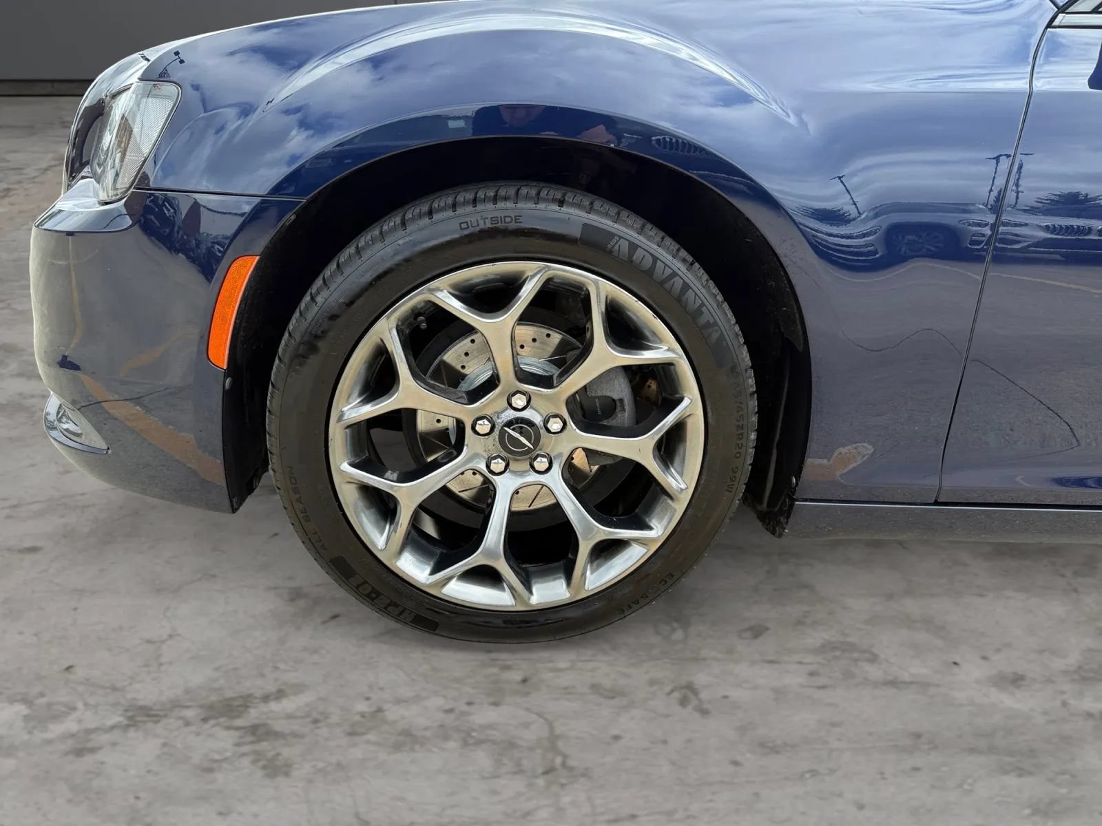 Used 2016 Chrysler 300 S RWD image 43