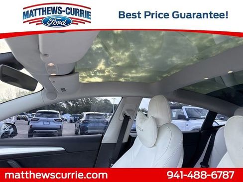 Used 2022 Tesla Model 3 Performance image 11