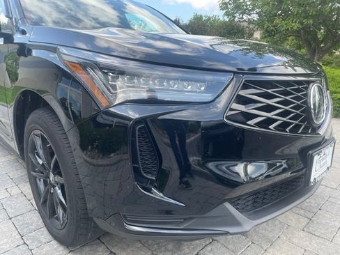 Used 2025 Acura RDX SH-AWD image 13