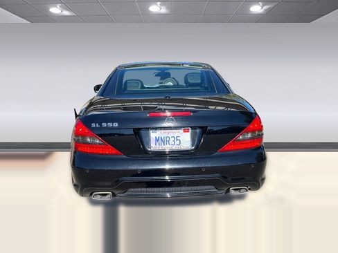 Used 2012 Mercedes-Benz SL 550 image 5