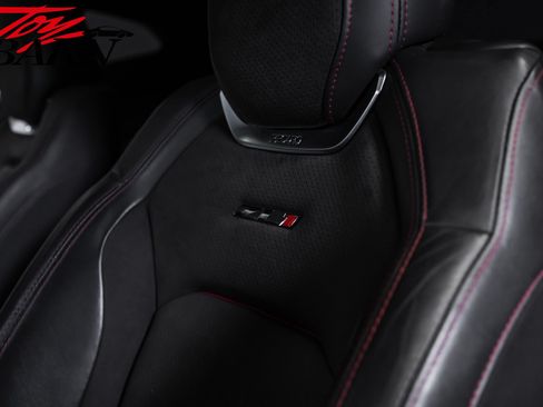 Used 2018 Chevrolet Camaro ZL1 RWD image 26
