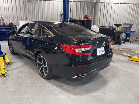 Used 2021 Honda Accord Sport image 6