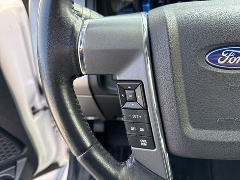 Used 2017 Ford Expedition Platinum image 15