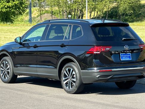 Used 2022 Volkswagen Tiguan S w/ IQ.Drive Package FWD image 5