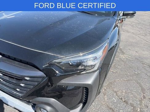 Used 2025 Subaru Outback Limited AWD/4WD image 14
