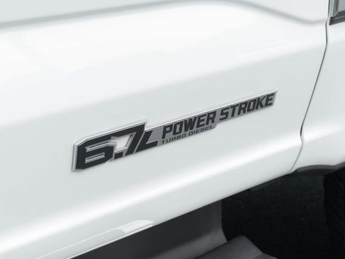 Used 2023 Ford F350 Lariat AWD/4WD image 11