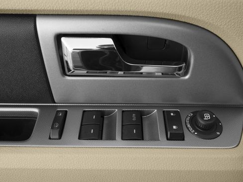 Used 2017 Ford Expedition XLT w/ Equipment Group 201A image 20