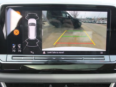 Certified 2025 Volkswagen Atlas Peak Edition SE AWD/4WD image 16