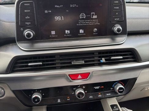 Used 2020 Kia Telluride S FWD image 19