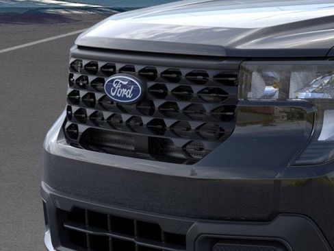 New 2026 Ford Maverick XLT w/ XLT Luxury Package FWD image 18