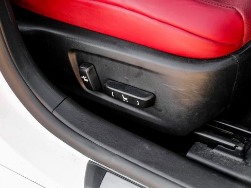 Used 2017 Lexus IS 200t F Sport image 40