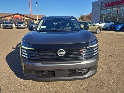 New 2026 Nissan Kicks SR w/ SR Premium Package image 2