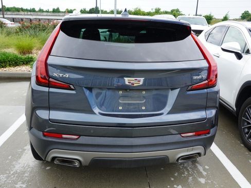 Used 2020 Cadillac XT4 Premium Luxury FWD image 6