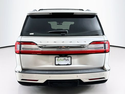 Used 2019 Lincoln Navigator Reserve w/ Cargo Package AWD/4WD image 7