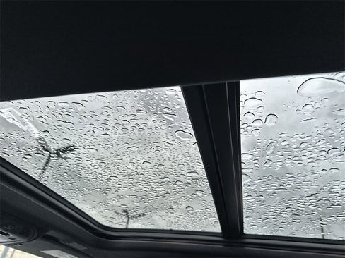 New 2026 GMC Yukon XL Denali w/ Denali Reserve Package image 19