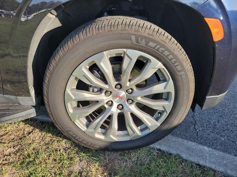 Used 2022 GMC Yukon Denali image 24