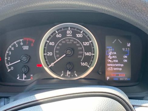 Used 2020 Toyota Corolla LE FWD image 15