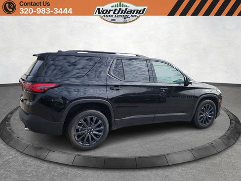 Used 2023 Chevrolet Traverse RS AWD/4WD image 5