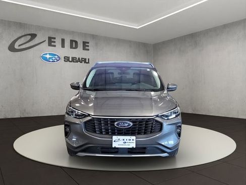 Used 2025 Ford Escape Platinum AWD/4WD image 9