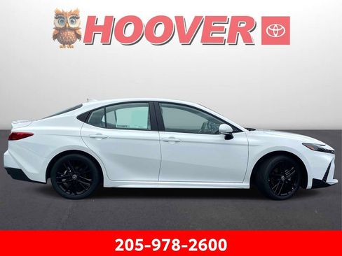 New 2026 Toyota Camry SE FWD image 2