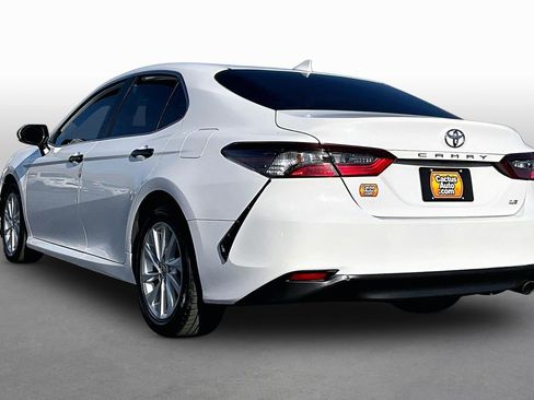 Used 2021 Toyota Camry LE w/ Carpet Mat Package (TMS) image 9