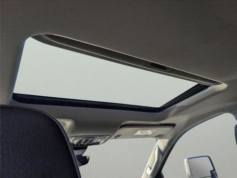 Used 2024 GMC Sierra 3500 Denali w/ Denali Reserve Package image 33