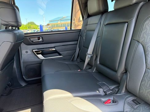 Used 2025 Toyota Sequoia Limited w/ Tow Technology Package AWD/4WD image 16
