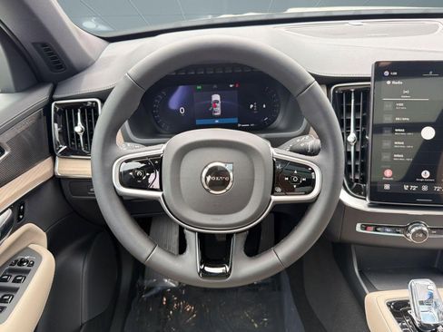New 2026 Volvo XC90 B5 Plus w/ Protection Package image 25