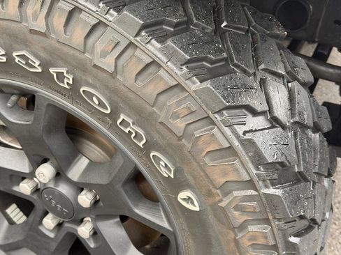 Used 2021 Jeep Wrangler Willys image 9