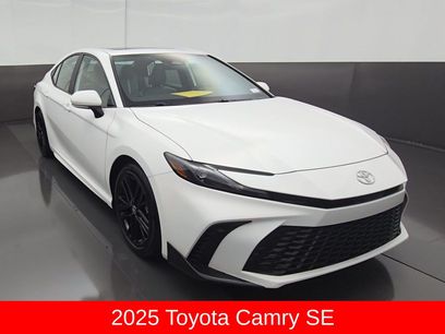 Used 2025 Toyota Camry SE w/ Multimedia Upgrade Package