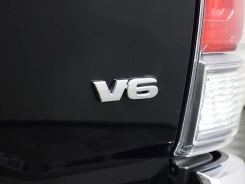 Used 2023 Toyota Tacoma TRD Off-Road AWD/4WD image 28