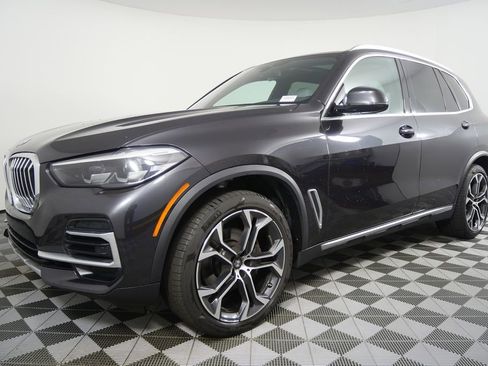 Certified 2023 BMW X5 sDrive40i w/ Premium Package image 7