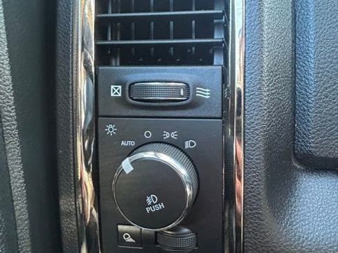 Used 2018 RAM 1500 Sport image 22