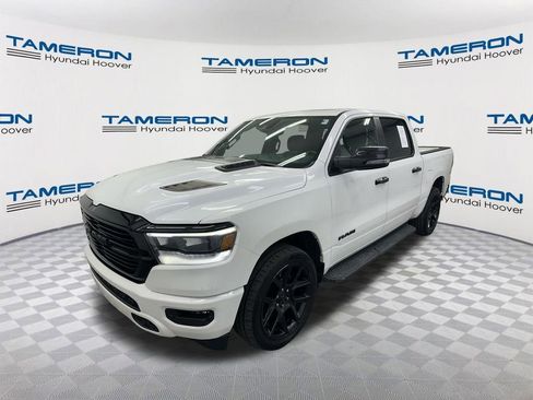 Used 2023 RAM 1500 Laramie AWD/4WD image 1