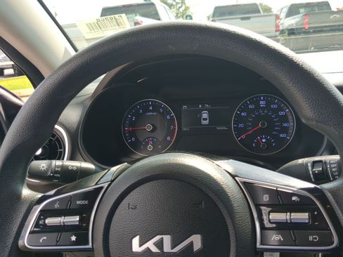Certified 2024 Kia Forte LXS FWD image 13