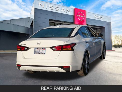 Certified 2025 Nissan Altima 2.5 S image 9