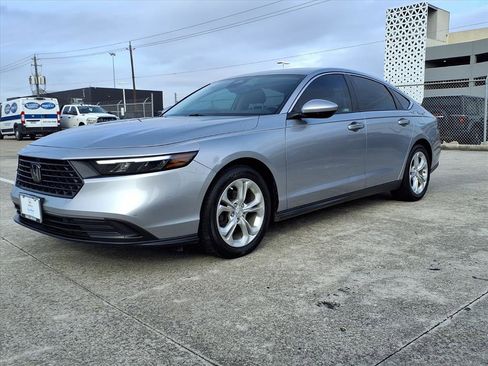 Certified 2023 Honda Accord LX image 19