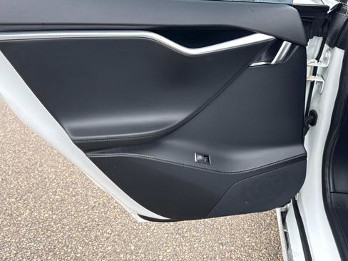 Used 2016 Tesla Model S 75 image 11