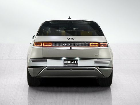 Used 2024 Hyundai Ioniq 5 Limited AWD/4WD image 4