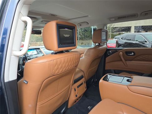 Used 2019 INFINITI QX80 Luxe w/ Proactive Package image 18