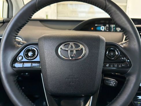 Used 2019 Toyota Prius XLE FWD image 29