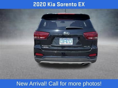 Used 2020 Kia Sorento EX FWD image 4