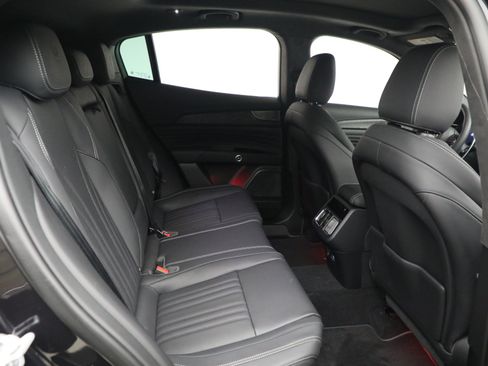 Used 2026 Maserati Grecale Modena AWD/4WD image 18